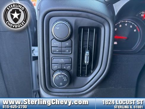 Used 2019 Chevrolet Silverado 1500 Custom Trail Boss image 17