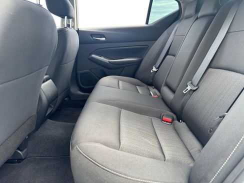 Used 2022 Nissan Altima 2.5 S FWD image 33