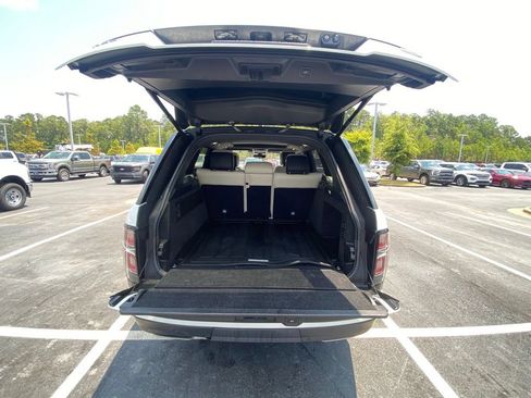 Used 2018 Land Rover Range Rover HSE AWD/4WD image 27