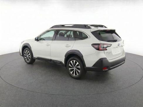 Certified 2024 Subaru Outback Premium AWD/4WD image 5