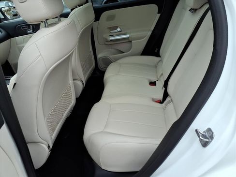 Certified 2025 Mercedes-Benz GLA 250 4MATIC image 13