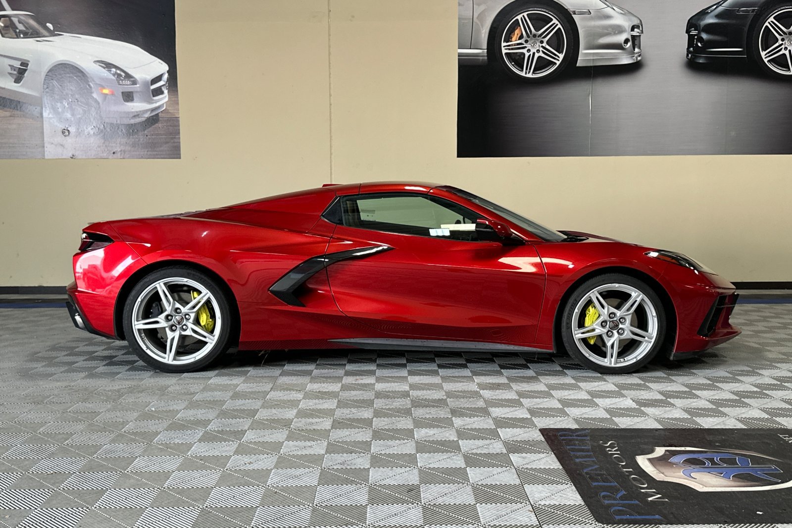 Used 2021 Chevrolet Corvette Stingray Premium Conv w/ 3LT RWD image 3