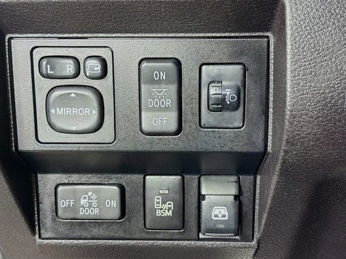 Used 2015 Toyota Tundra 1794 Edition AWD/4WD image 10
