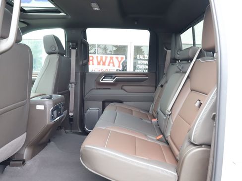 New 2026 GMC Sierra 2500 Denali w/ Denali Reserve Package AWD/4WD image 29