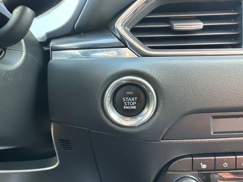 Certified 2021 MAZDA CX-5 Carbon Edition image 17