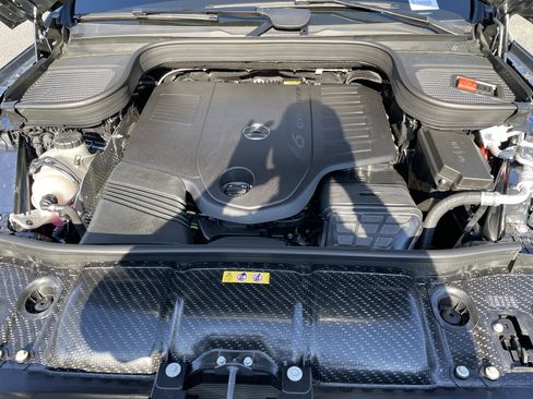 New 2026 Mercedes-Benz GLS 450 4MATIC image 51