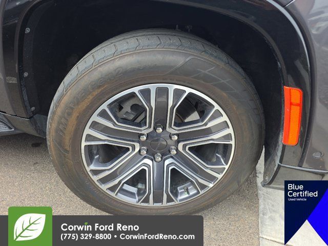 Used 2023 Jeep Wagoneer L Series II AWD/4WD image 18