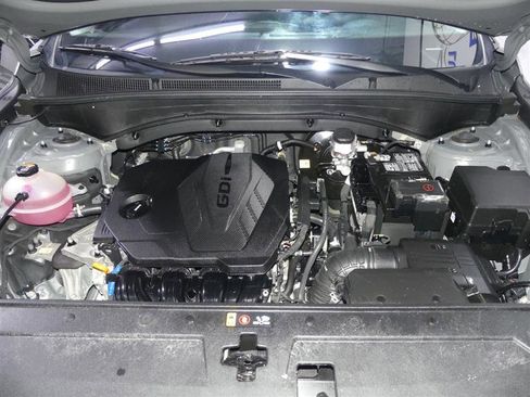 Used 2022 Hyundai Santa Fe SEL image 11