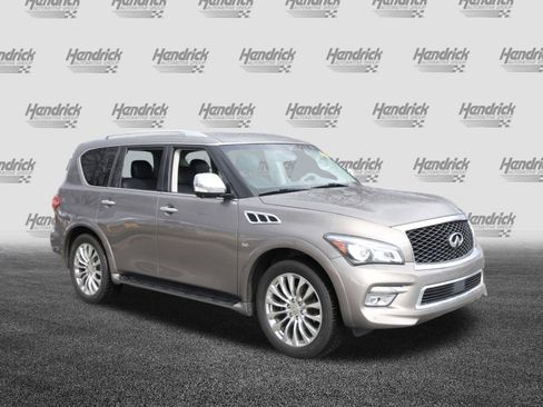 Used 2017 INFINITI QX80 2WD w/ Deluxe Technology Package image 2