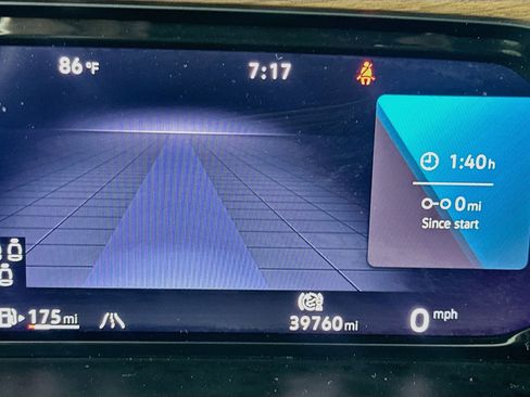 Used 2025 Volkswagen Atlas SE AWD/4WD image 19