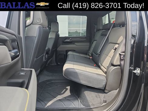 Certified 2025 Chevrolet Silverado 2500 ZR2 AWD/4WD image 24