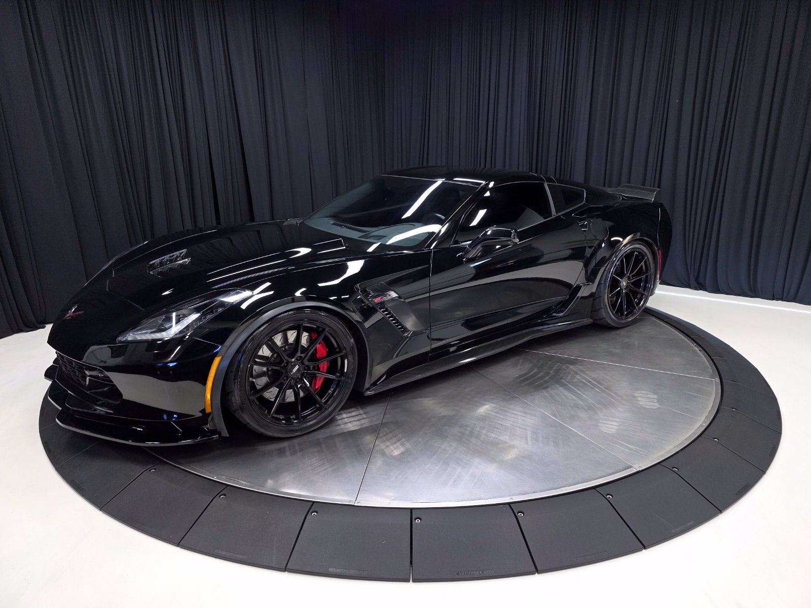 Used 2016 Chevrolet Corvette Z06 w/ 2LZ Preferred Equipment Group RWD image 10