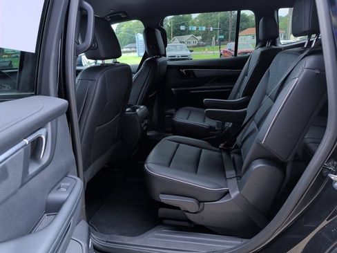 Used 2026 Buick Enclave Sport Touring AWD/4WD image 23