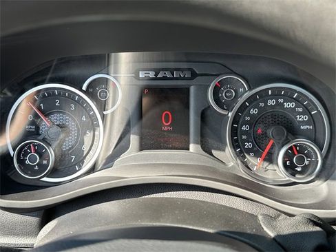 Used 2025 RAM 2500 Big Horn image 32