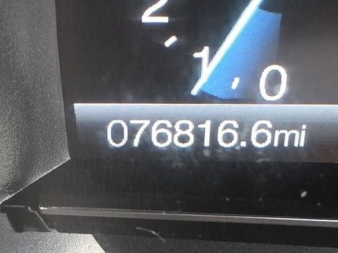 Used 2018 Ford Explorer XLT w/ Equipment Group 201A FWD image 20
