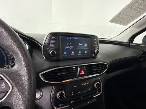 Used 2019 Hyundai Santa Fe SEL FWD image 25