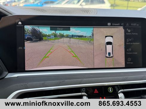 Used 2022 BMW X7 xDrive40i w/ Premium Package AWD/4WD image 33