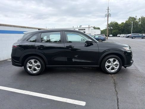 Certified 2024 Honda HR-V LX image 6