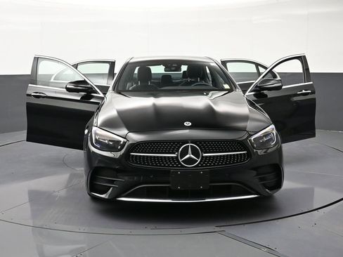 Used 2022 Mercedes-Benz E 350 4MATIC Sedan image 37