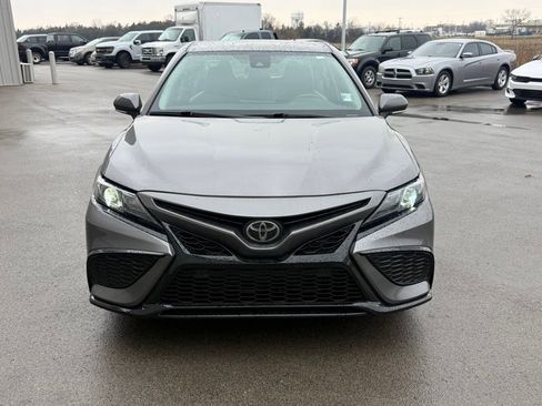 Used 2024 Toyota Camry SE image 24