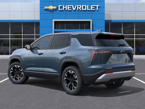 New 2026 Chevrolet Equinox LT w/ Convenience Package II FWD image 3