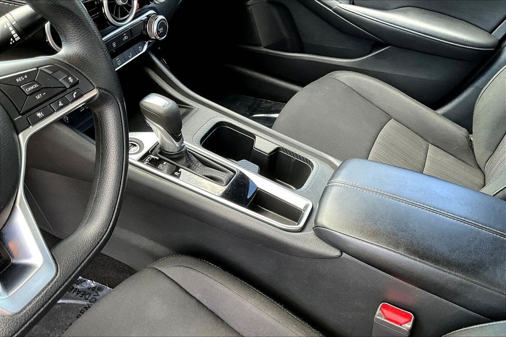 Used 2025 Nissan Sentra SV FWD image 20