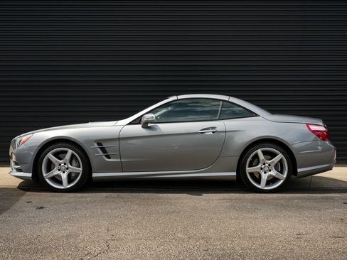 Used 2013 Mercedes-Benz SL 550 image 11