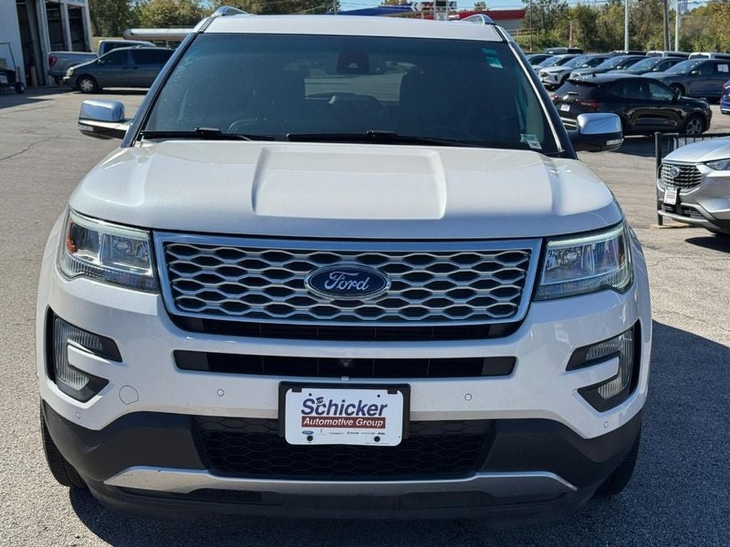 Used 2017 Ford Explorer Platinum AWD/4WD image 9