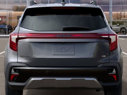 New 2025 Kia Seltos X-Line image 13