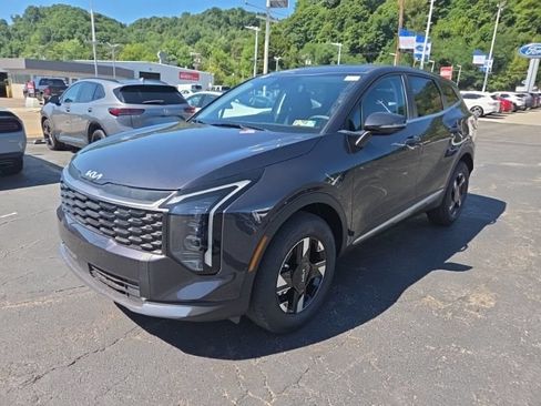 New 2026 Kia Sportage LX w/ LX Convenience Package AWD/4WD image 3