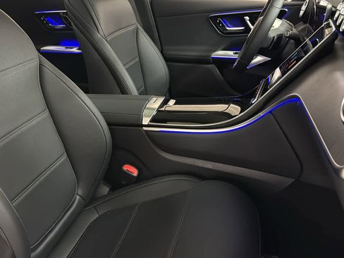 New 2025 Mercedes-Benz GLC 350e 4MATIC image 34