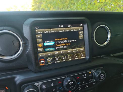 Used 2022 Jeep Wrangler Unlimited Rubicon 4xe w/ Cold Weather Group image 24