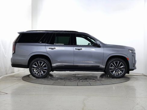 Used 2021 Cadillac Escalade Sport image 11