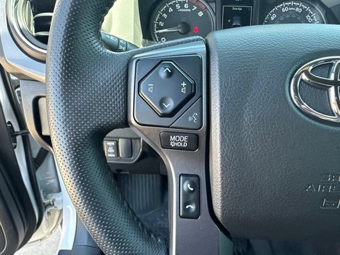 Used 2023 Toyota Tacoma TRD Sport AWD/4WD image 13