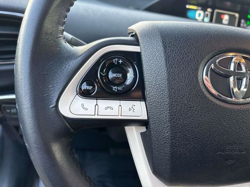 Used 2018 Toyota Prius Prime Premium w/ Carpet Mat Package image 14