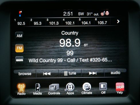 Used 2016 Jeep Cherokee Latitude w/ Cold Weather Group image 22