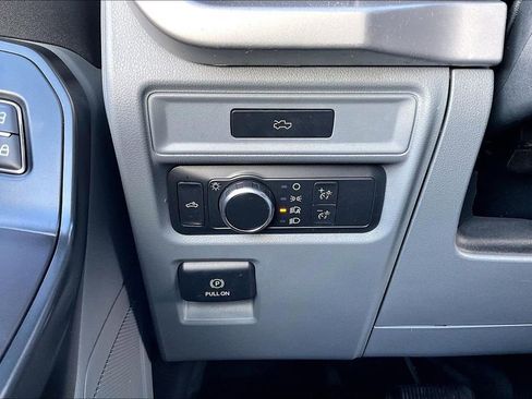 Used 2022 Ford F150 Lightning Pro AWD/4WD image 38