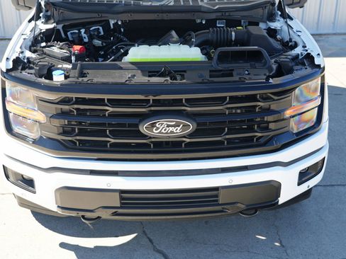 Used 2025 Ford F150 XLT w/ Equipment Group 302A MID image 8