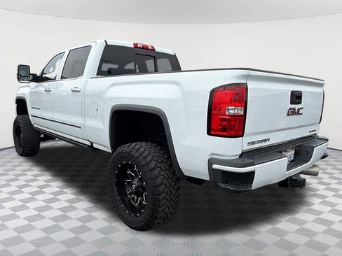Used 2019 GMC Sierra 2500 Denali w/ Duramax Plus Package image 7