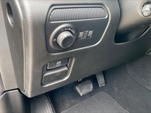 New 2026 Jeep Grand Wagoneer L Limited AWD/4WD image 18