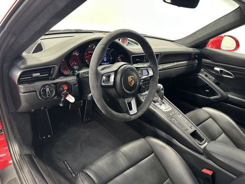 Used 2019 Porsche 911 Turbo S AWD/4WD image 4