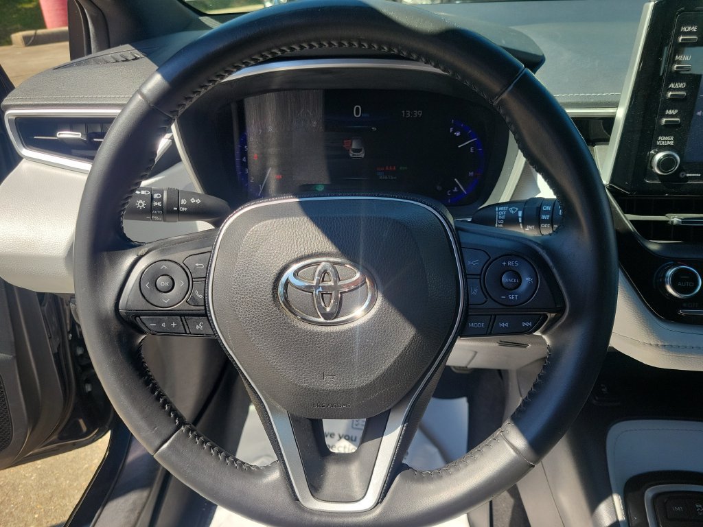 Used 2020 Toyota Corolla XSE FWD image 17