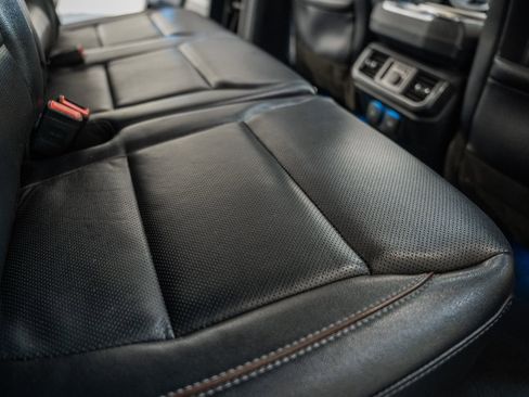 Used 2023 Ford F150 Lariat w/ Equipment Group 502A High image 33