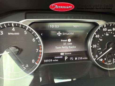 Used 2023 Nissan Pathfinder SL w/ SL Premium Package FWD image 8