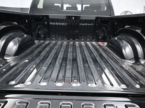 Used 2026 RAM 1500 Laramie AWD/4WD image 34