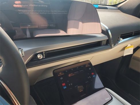 New 2026 Cadillac Vistiq Sport w/ LPO, Floor Liner Package image 13