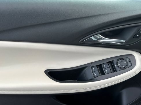 Used 2023 Buick Encore GX Preferred w/ Cold Weather Comfort Package image 11