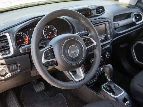 Used 2019 Jeep Renegade Sport w/ Sport Appearance Group image 10