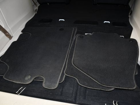 Used 2022 Chrysler Pacifica Touring-L FWD image 49