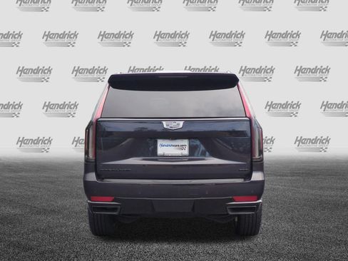 Used 2022 Cadillac Escalade Sport w/ Touring Package AWD/4WD image 9